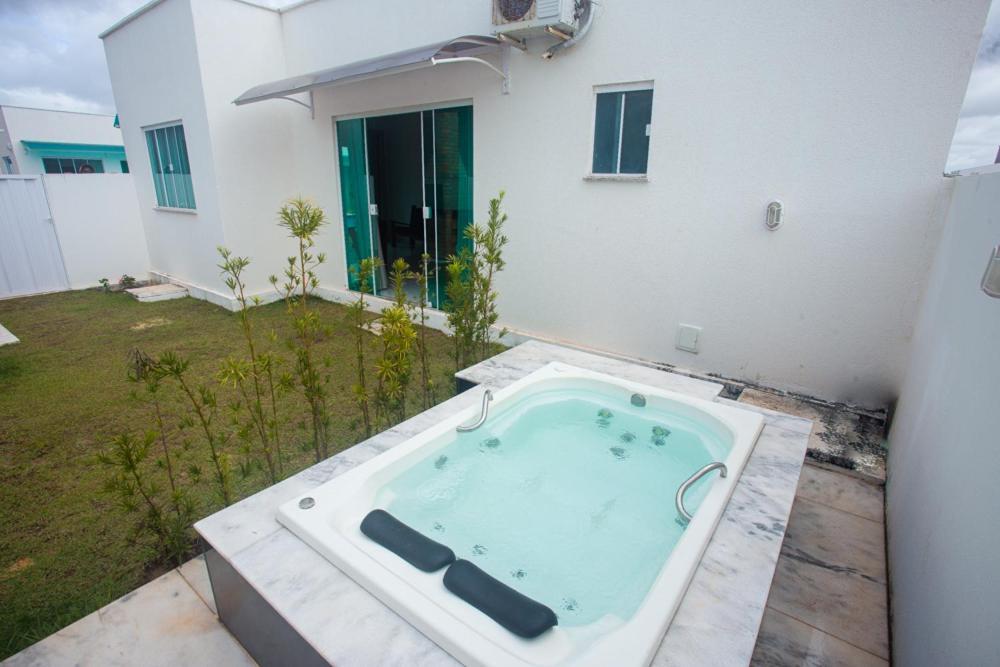 Chale Com Jacuzzi E Vista Para E Piscina Hotel Touros Kültér fotó